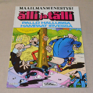 Älli ja Tälli 22 Pallo hallussa hampaat irvessä
